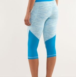 1HR SALE Lululemon Beach Runner Crop Leggings